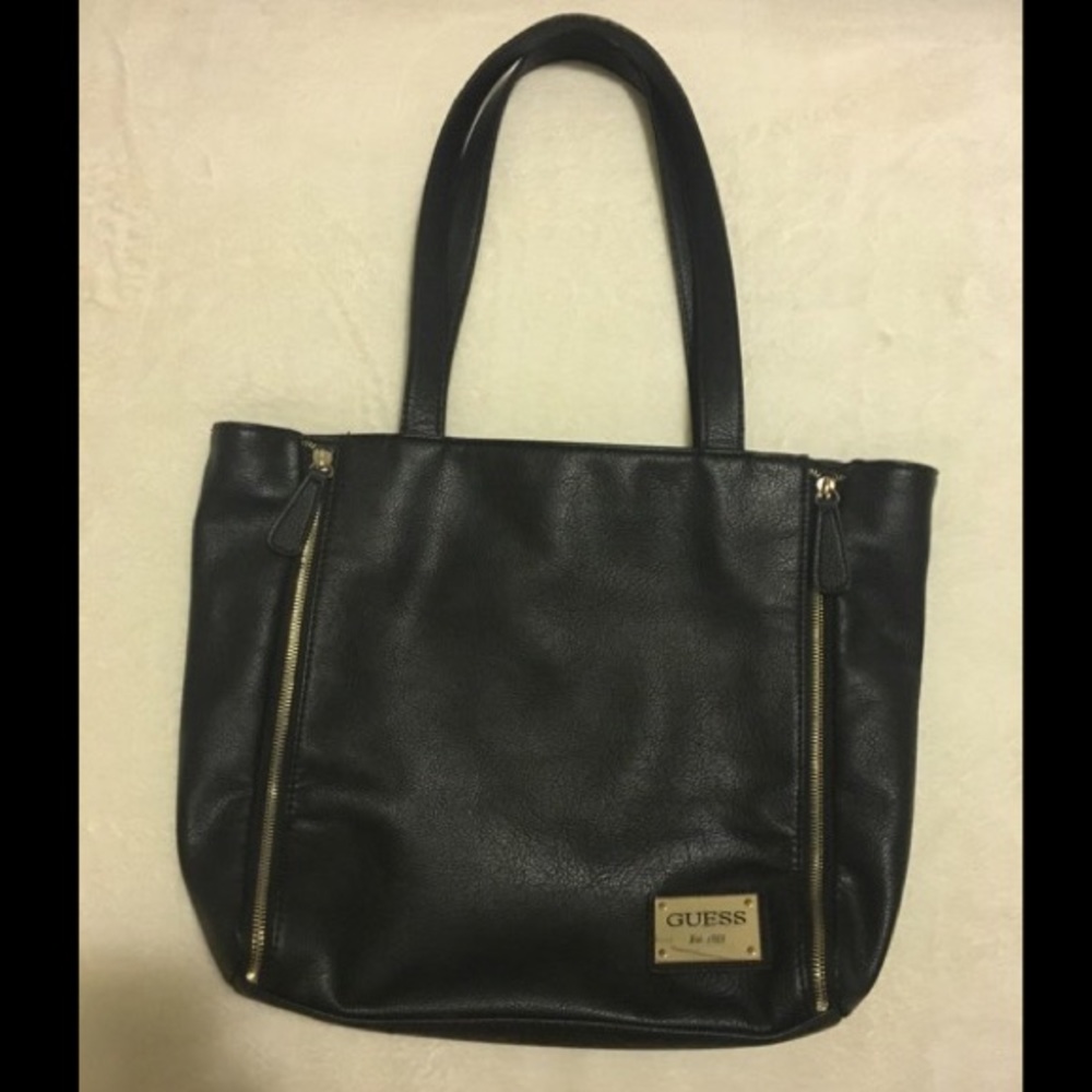 Guess purse